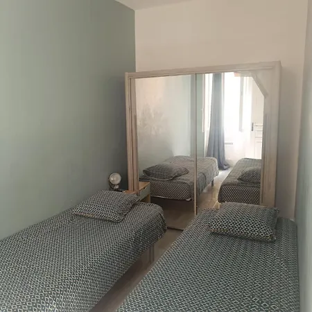 Beau 2 Pieces Vieux Port De Appartement Marseilles